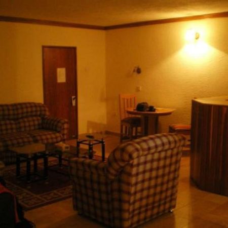 Hotel De Texas Kumasi Esterno foto